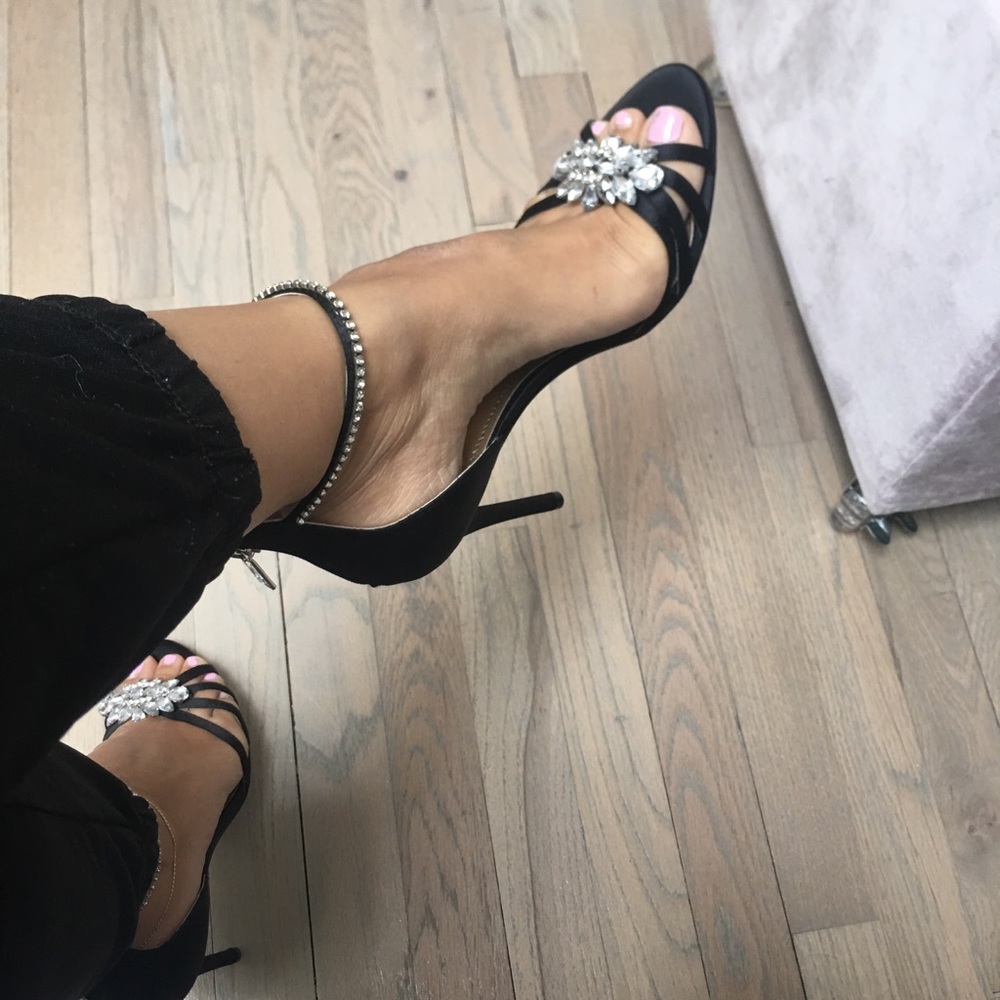 Badgley Mischka sandals (Sold) M